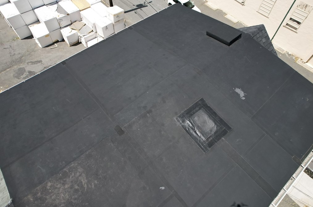 4 Penniman St, New Bedford MA 02740-7114 exterior