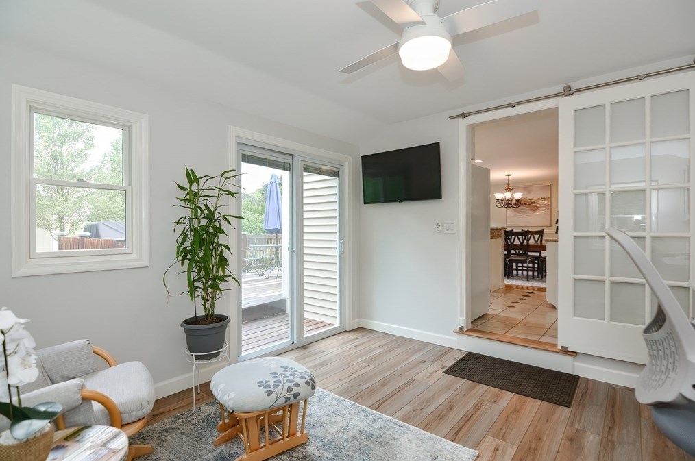 19 Anderson Dr, Methuen MA 01844-7401 exterior