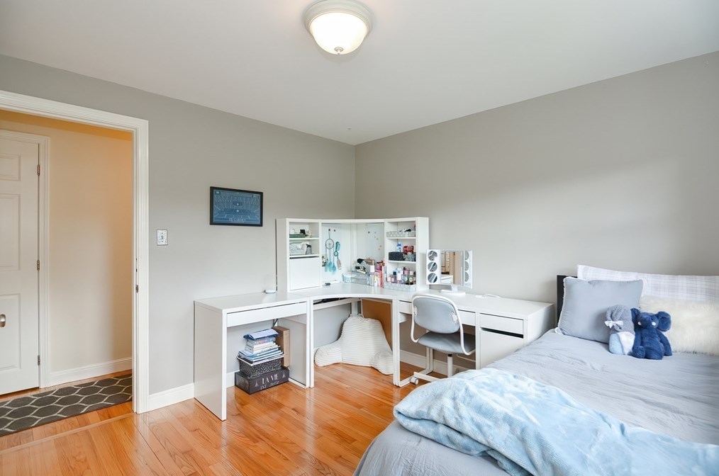 19 Anderson Dr, Methuen MA 01844-7401 exterior