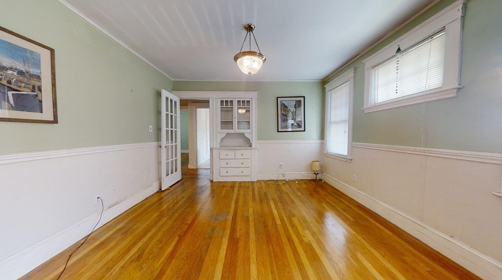 24 Bradford Rd, Watertown MA 02472-3310 exterior