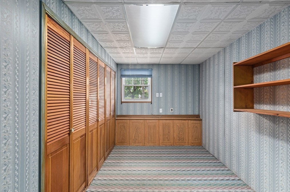 19 Druid Hl Ave, Randolph MA 02368-5432 exterior