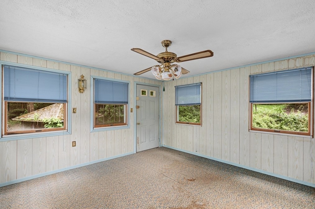 19 Druid Hl Ave, Randolph MA 02368-5432 exterior