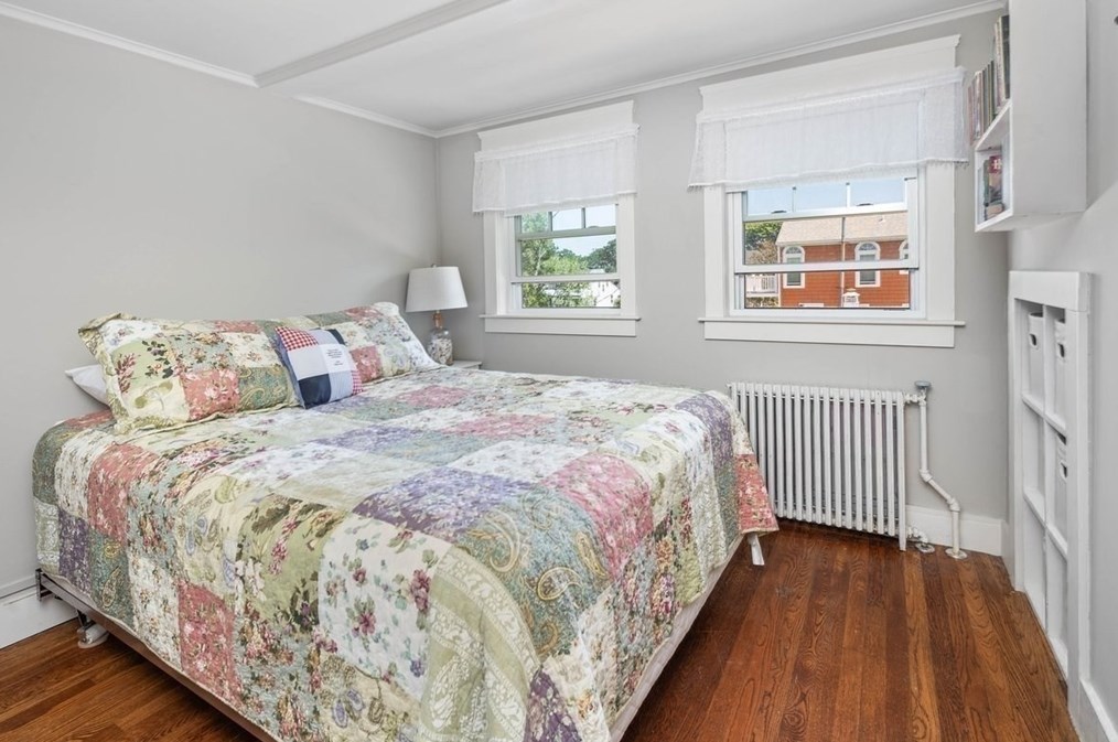 2 Bradford Ave, Scituate MA 02066-2308 exterior