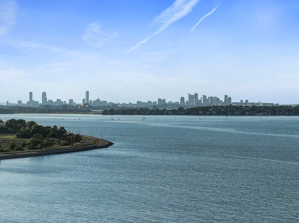 111 Shr Ave, Quincy MA 02169-2406 exterior