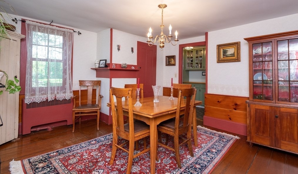 304 St, Haverhill MA 01833-1213 exterior