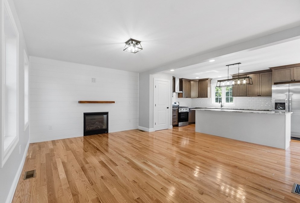 39 Will Thompson Way, Fitchburg MA exterior