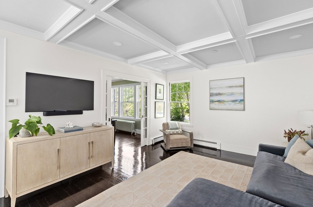 17 Atlantic Ave, Cohasset MA  02025-1802 exterior