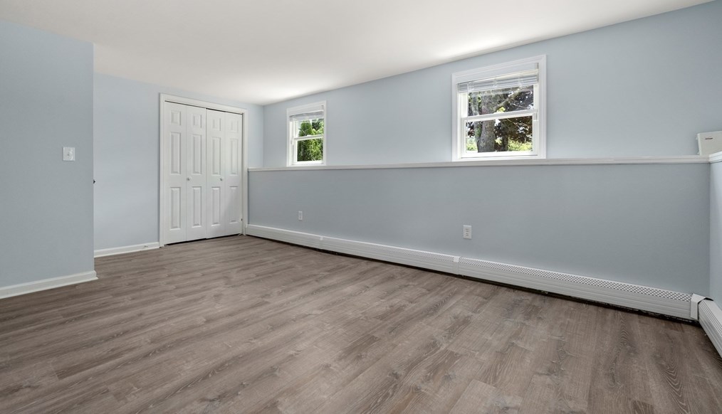 200 Charge Pond Rd, Wareham MA 02571-1113 exterior