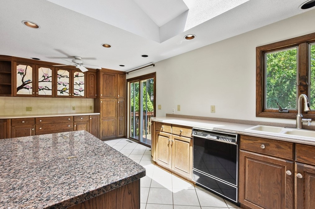 107 Albemarle Rd, Springfield MA 01106-2603 exterior