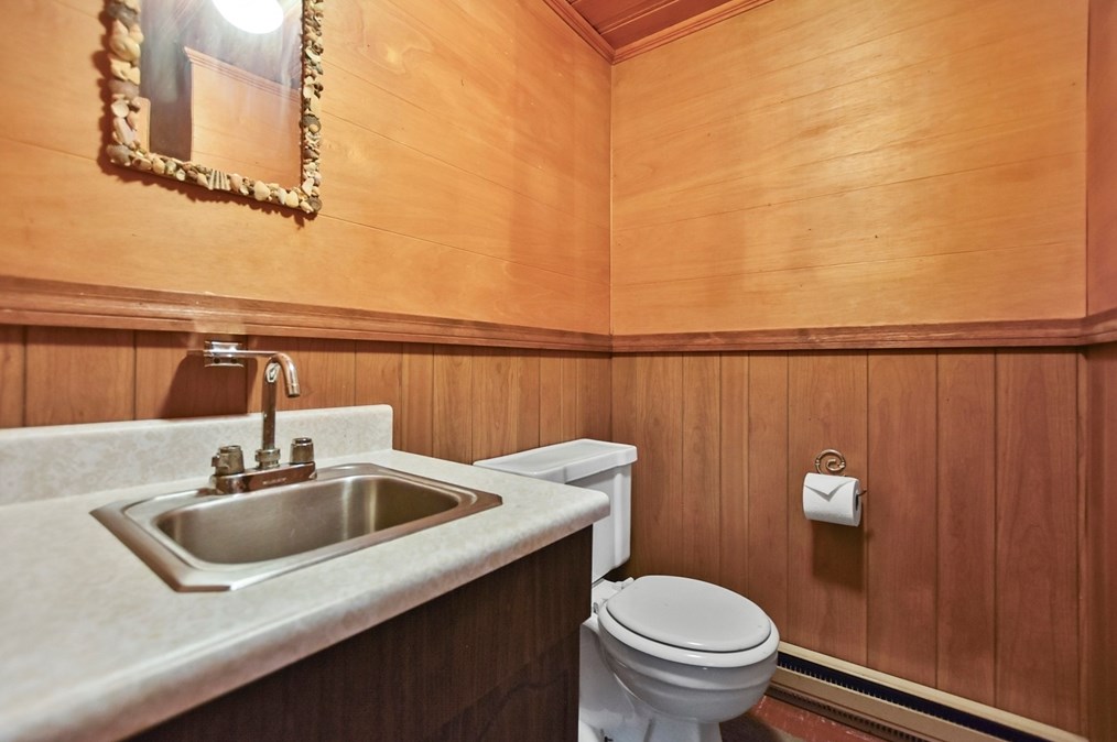 107 Albemarle Rd, Springfield MA 01106-2603 exterior