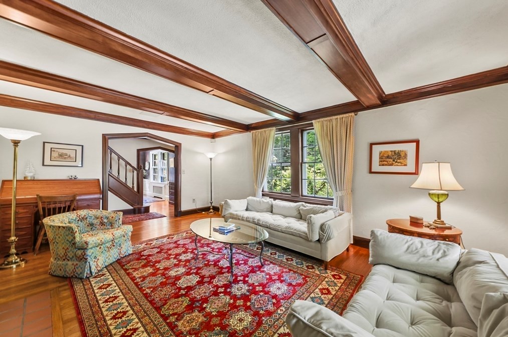 20 Royal Rd, Belmont MA 02478-2459 exterior