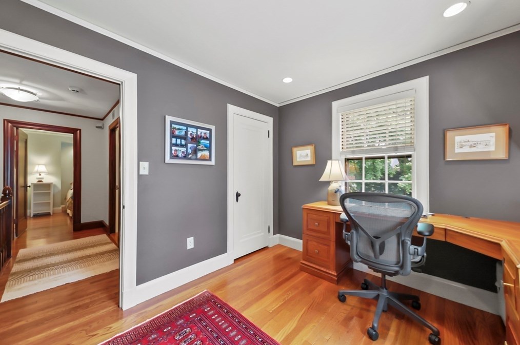 20 Royal Rd, Belmont MA 02478-2459 exterior