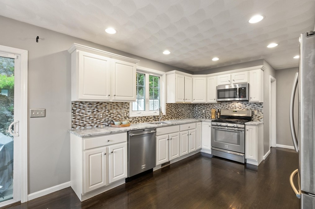 145 Bainbridge St, Malden MA 02148-2938 exterior