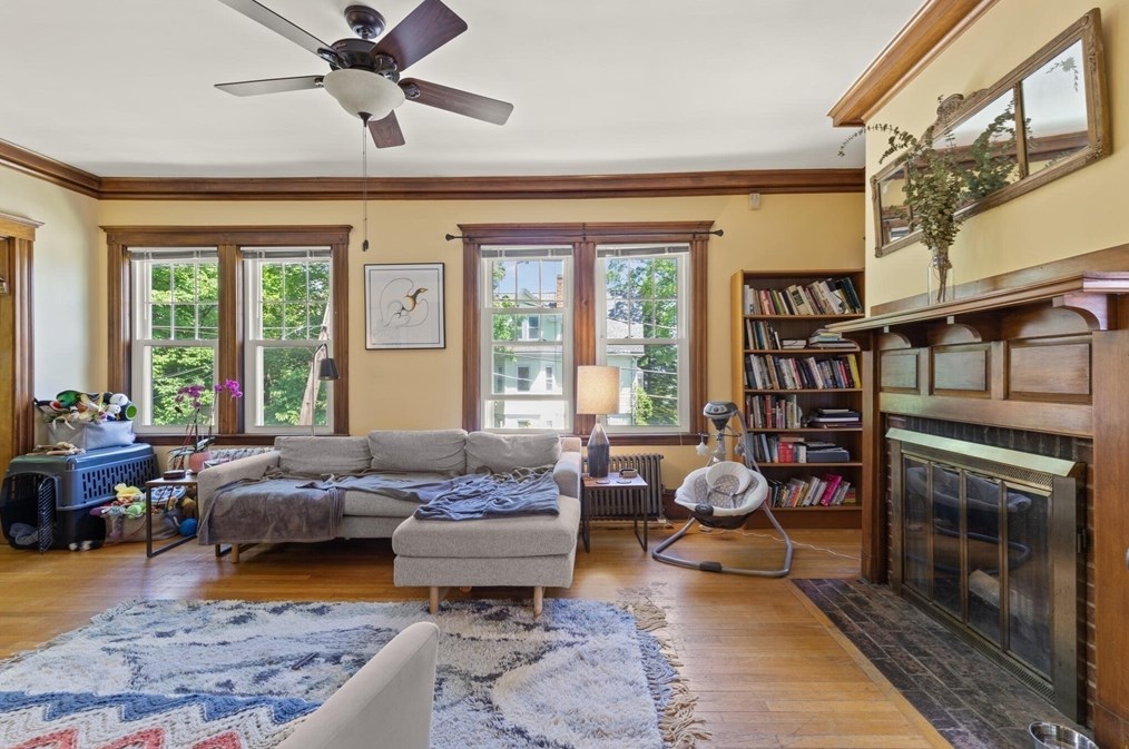 212 Maplewood St, Watertown MA  02472-1302 exterior