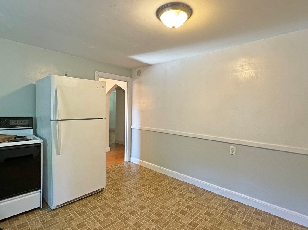 125 Waban St, Newton MA 02458-1412 exterior