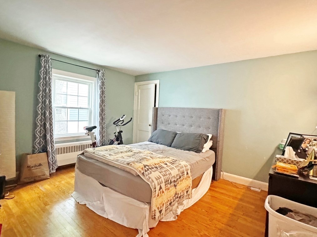 125 Waban St, Newton MA 02458-1412 exterior