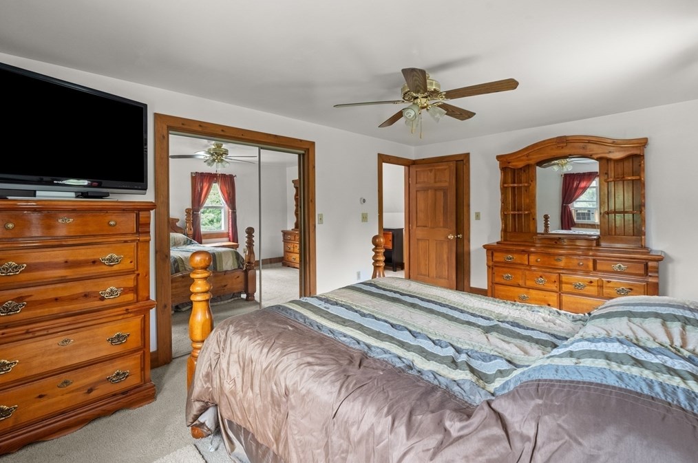 1920 Elm St, Dighton MA 02715-1237 exterior