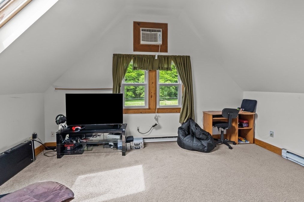 1920 Elm St, Dighton MA 02715-1237 exterior