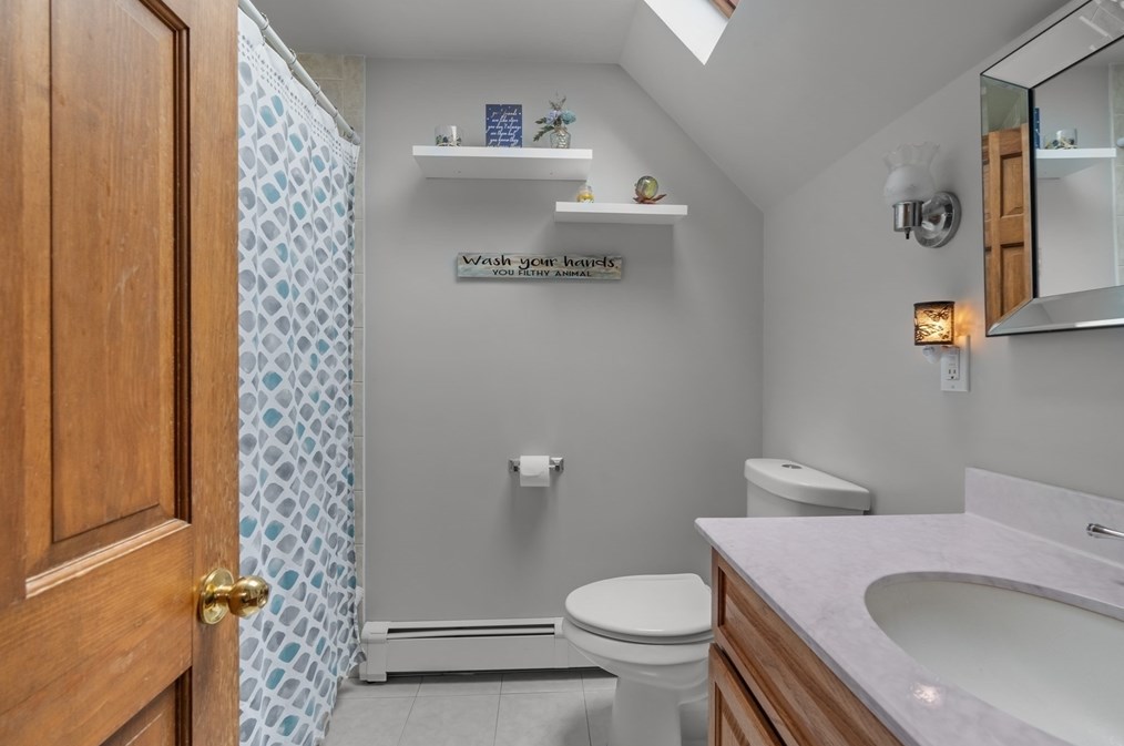 1920 Elm St, Dighton MA 02715-1237 exterior