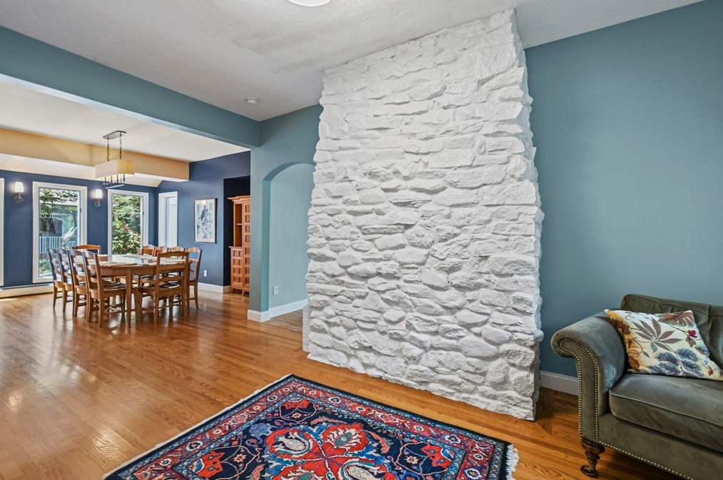 67 Bennetts Rd, Sturbridge MA  01566-1402 exterior