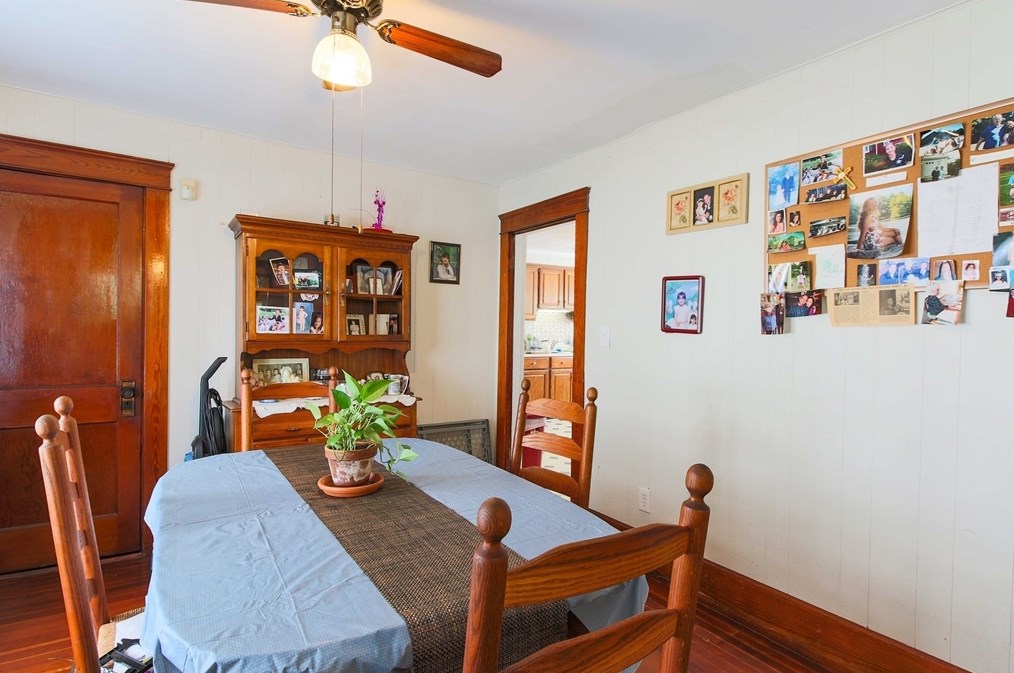 12 Upland Ave, Webster MA 01570-2342 exterior