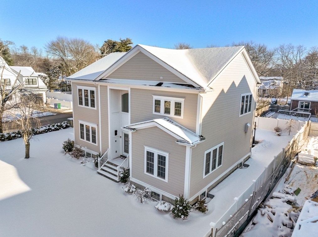 148 Lexington St, Newton MA 02466-1307 exterior