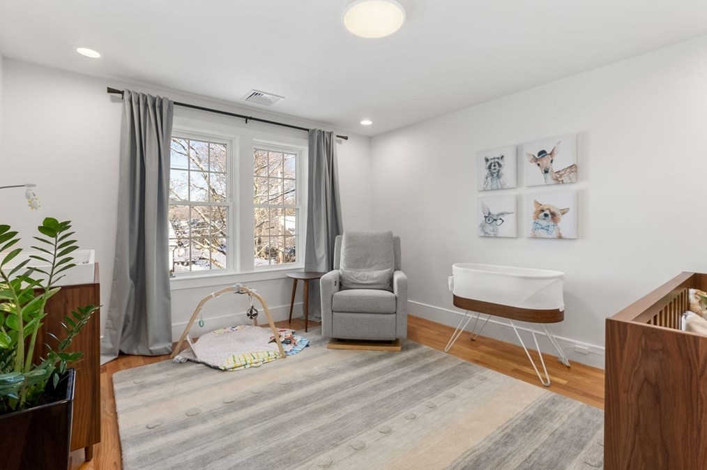 148 Lexington St, Newton MA 02466-1307 exterior