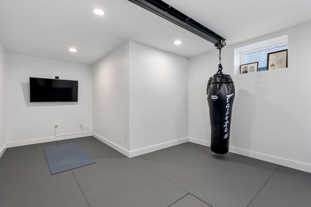 148 Lexington St, Newton MA 02466-1307 exterior