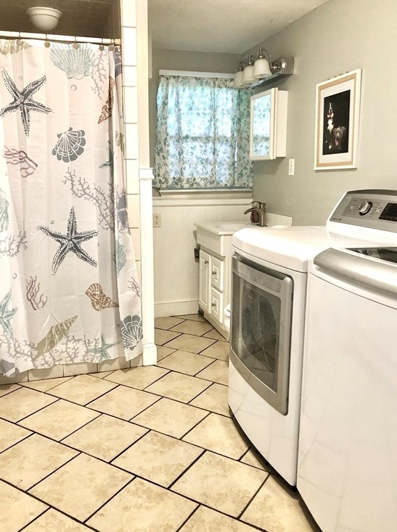 8 Eel Riv Cir, Plymouth MA 02360 exterior