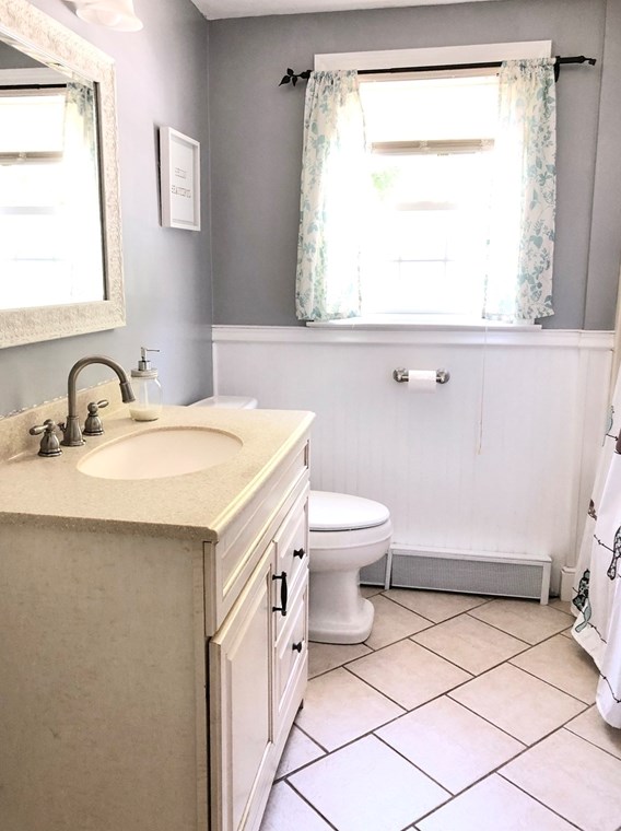 8 Eel Riv Cir, Plymouth MA 02360 exterior