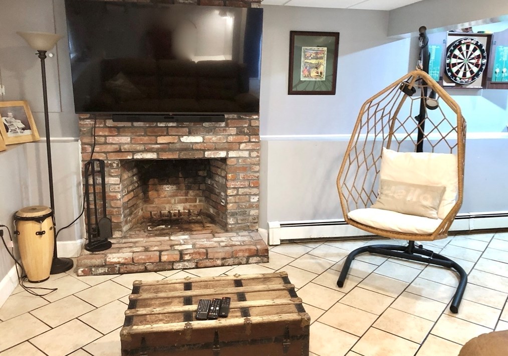 8 Eel Riv Cir, Plymouth MA 02360 exterior