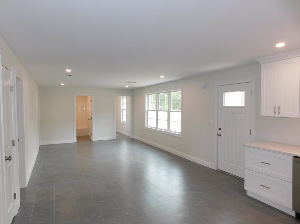 115 Winthrop St, Rehoboth MA 02769-2605 exterior