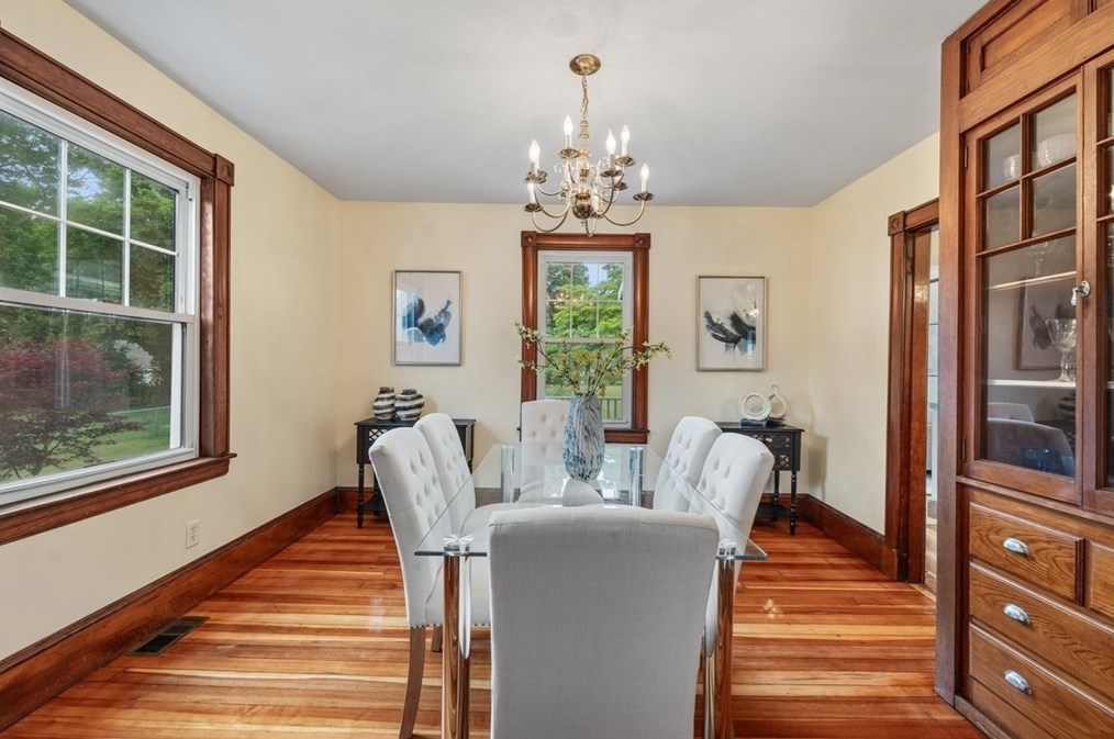 36 Broadway, Stoughton MA 02072-3006 exterior