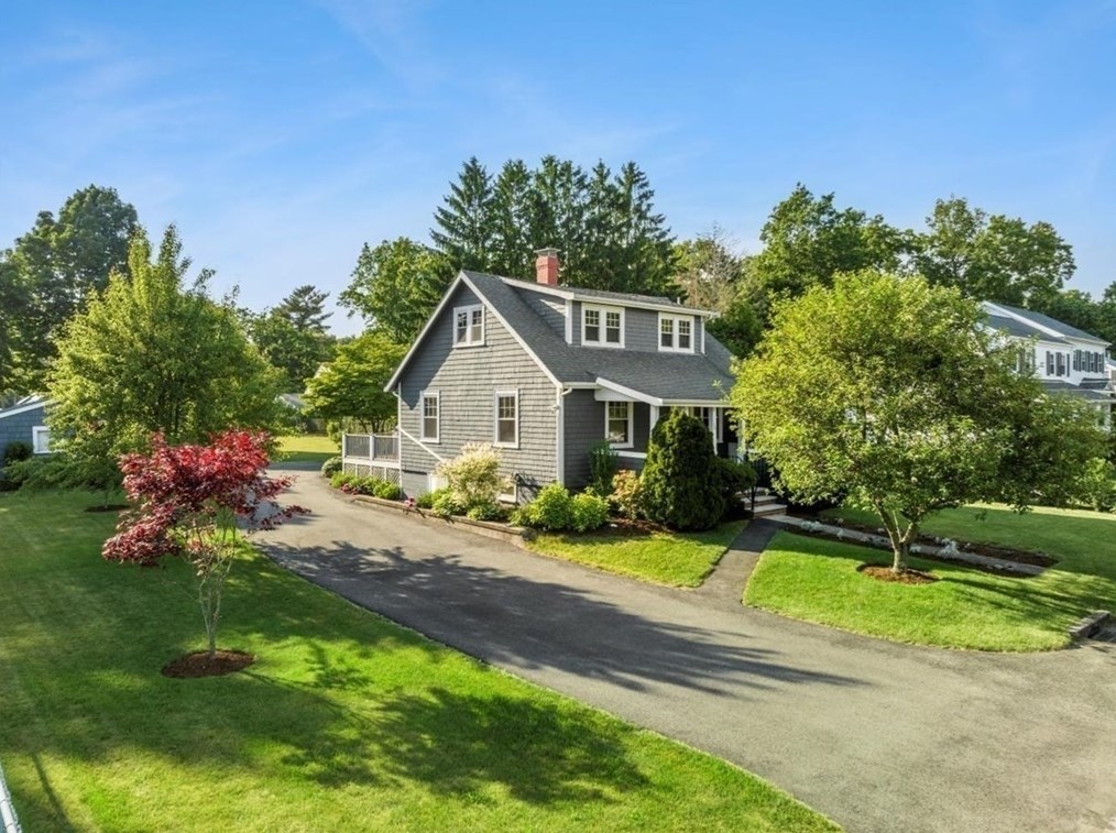 36 Broadway, Stoughton MA 02072-3006 exterior