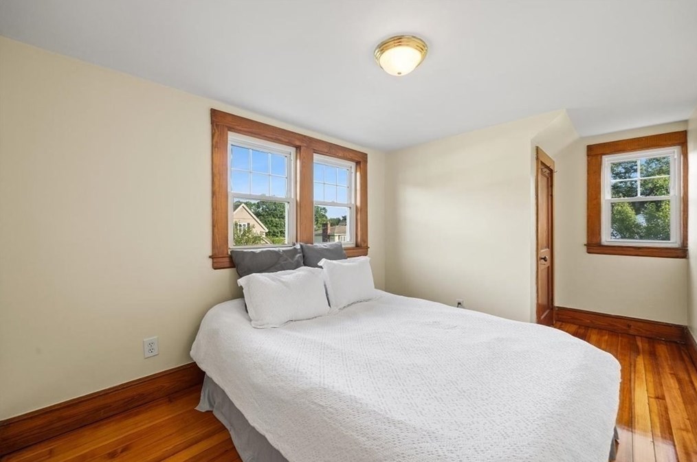 36 Broadway, Stoughton MA 02072-3006 exterior