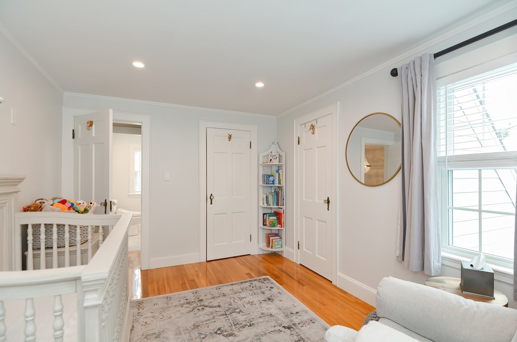 1133 Brook Rd, Milton MA  02186-4117 exterior