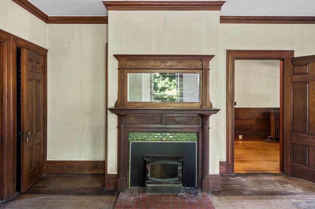 187 Howard St, West Bridgewater MA 02379-1710 exterior