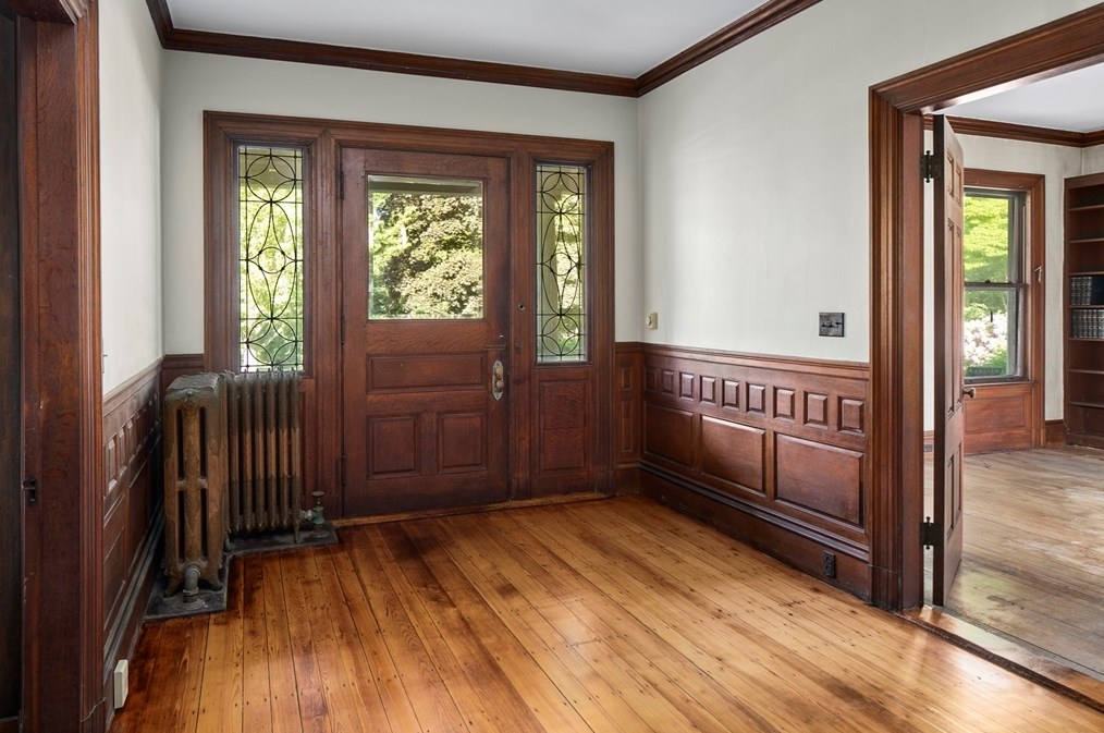 187 Howard St, West Bridgewater MA 02379-1710 exterior