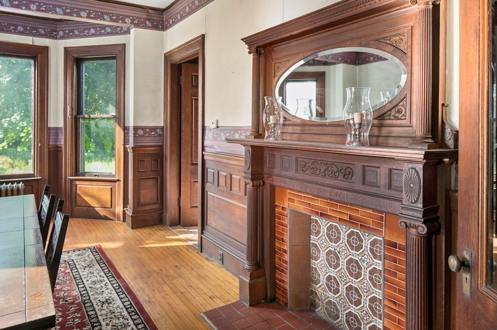 187 Howard St, West Bridgewater MA 02379-1710 exterior