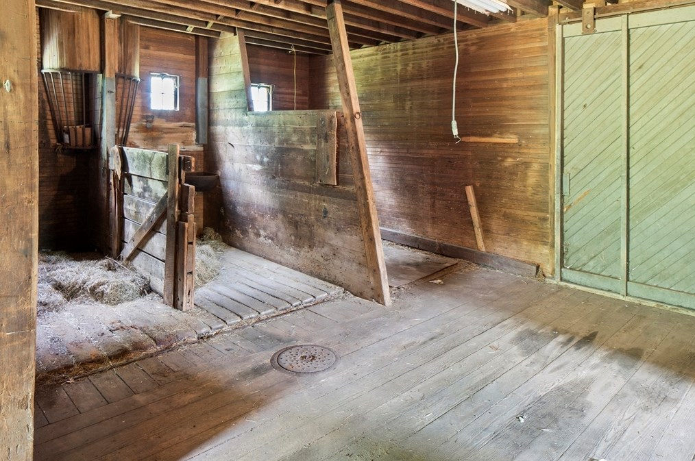 187 Howard St, West Bridgewater MA 02379-1710 exterior