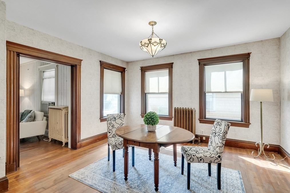 93 Warren St, Arlington MA 02474-5235 exterior