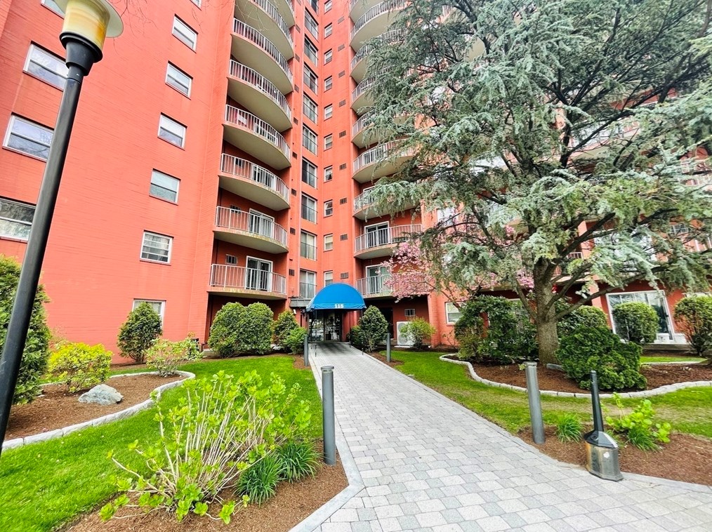 115 Squantum St, Quincy MA 02171-2281 exterior