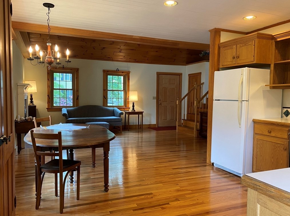 17 Jane St, Randolph MA 02368-1925 exterior