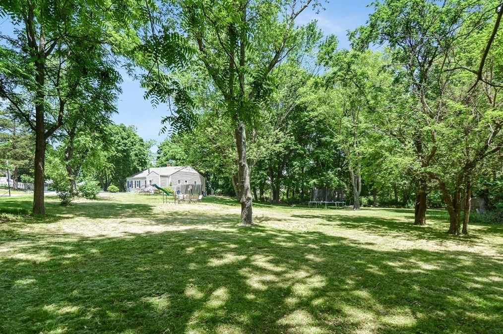 26 Fuller St, Seekonk MA 02771-6006 exterior