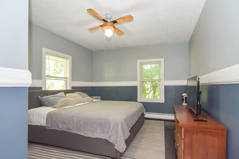 26 Fuller St, Seekonk MA 02771-6006 exterior