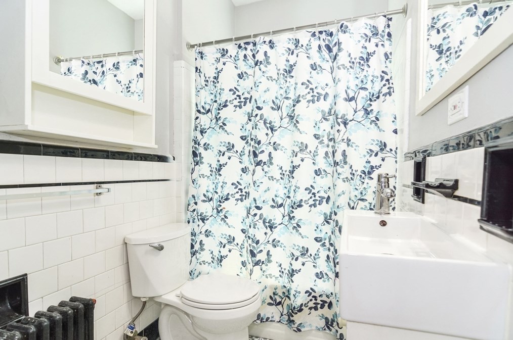 26 Fuller St, Seekonk MA 02771-6006 exterior