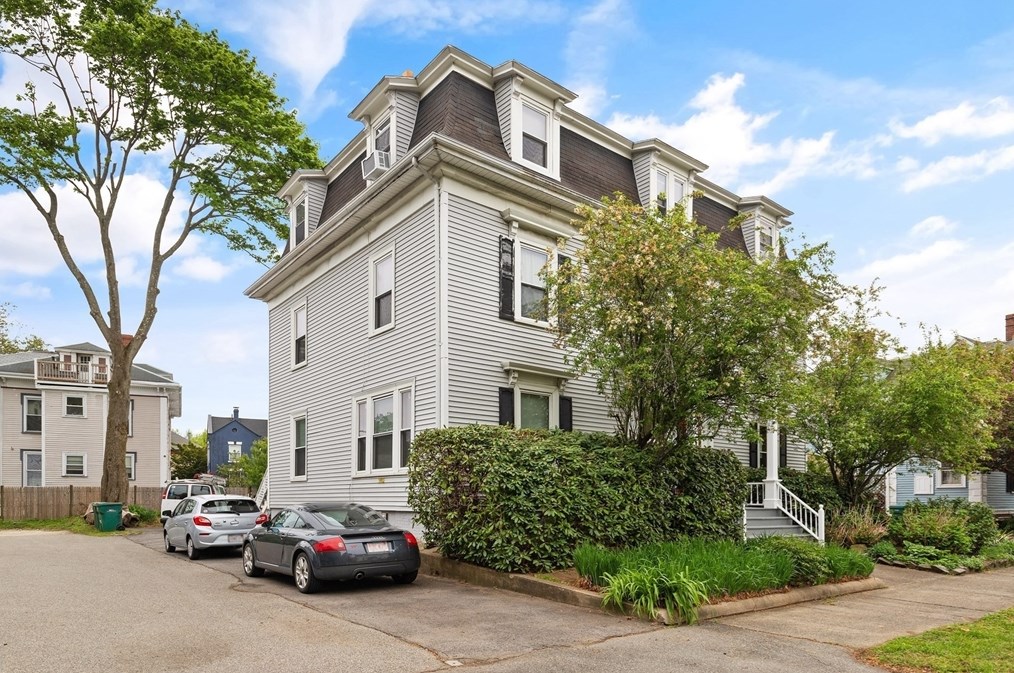 60 Baltimore St, Lynn MA  01902-3205 exterior