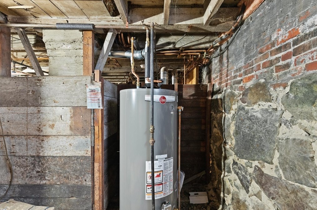 60 Baltimore St, Lynn MA  01902-3205 exterior