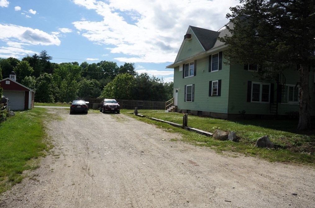 64 Mill St, Pepperell MA  01463-1488 exterior