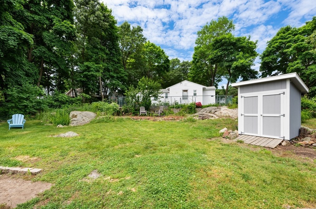 46 Roosevelt Rd, Weymouth MA 00021 exterior